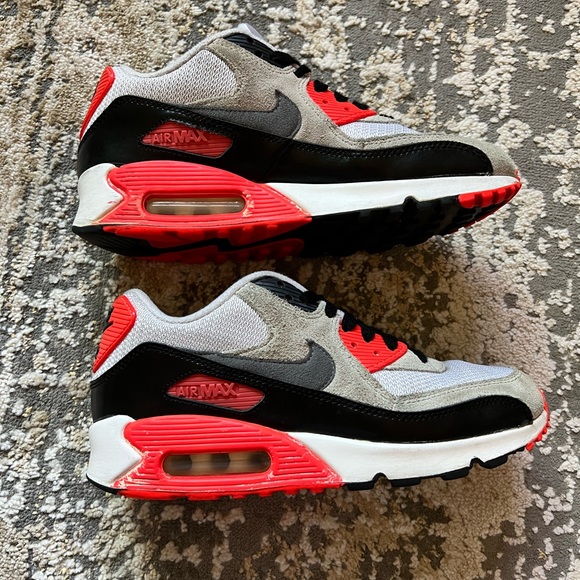 Air Max 90 Infrared GS size 6.5Y (size 8 women’s) - Picture 5 of 7